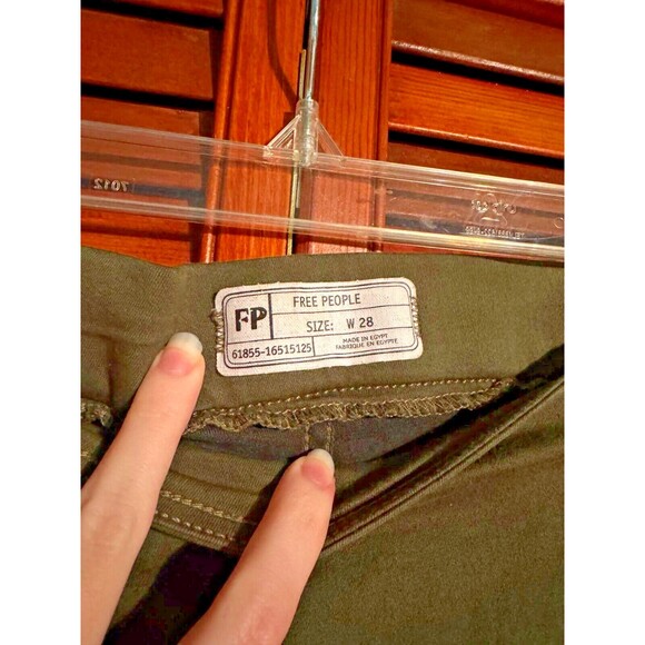 Free People Skinny Denim Jeans 61855-16515125 W 28 Taper Leg Green Raw Fray Hem - Picture 3 of 4